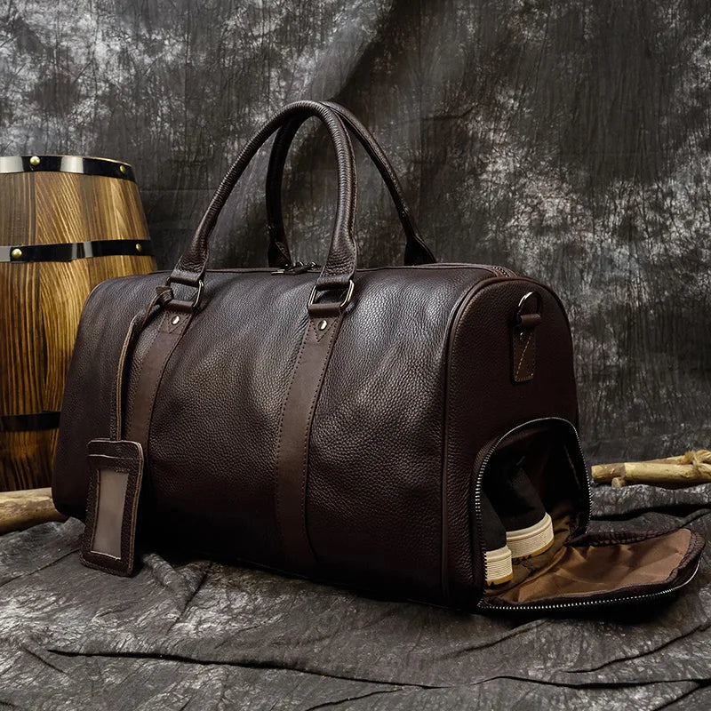 The Global Nomad: Newsbirds Luxury Weekend Duffle