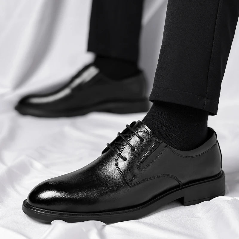 The Pinnacle Ascent: Men’s Leather Elevator Oxford Shoes